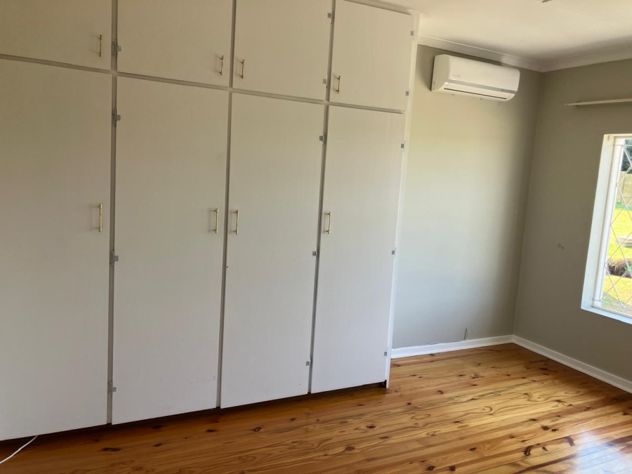 To Let 4 Bedroom Property for Rent in Vanes Estate Eastern Cape